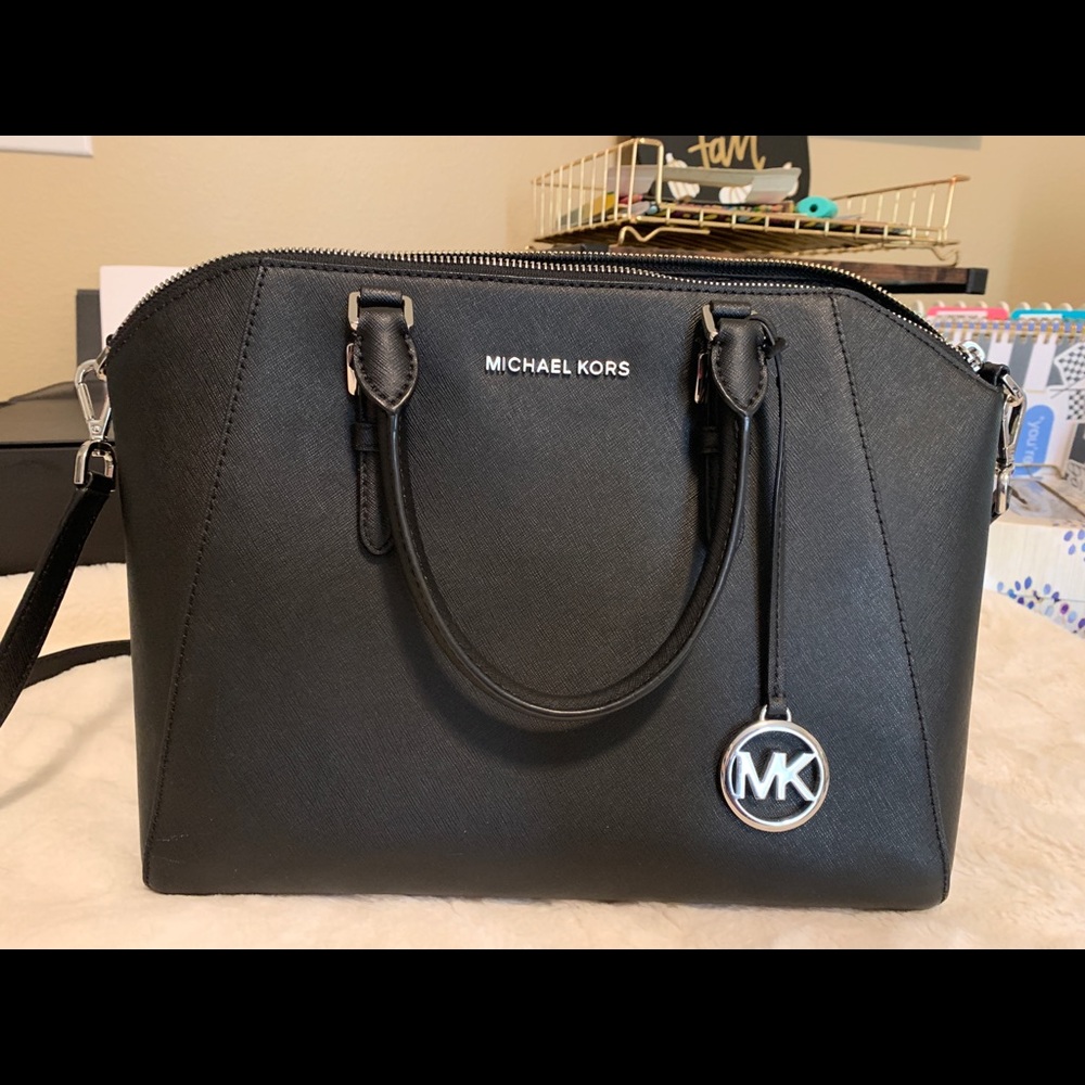 Michael Kors bag - excellent used condition